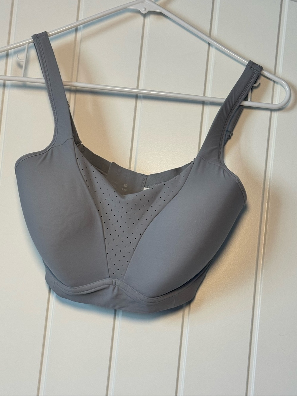 lululemon athletica Gray Wireless Perforated Comfort Bra
